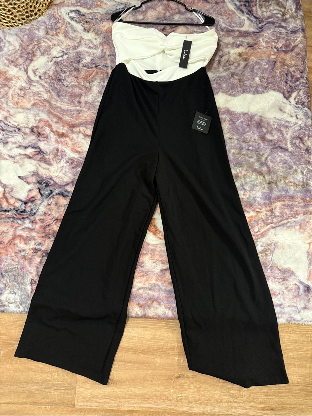 Lulu's Black Wide-Leg Jumpsuit with White Twist Bodice